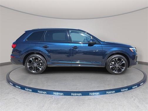 2025 Audi Q7 55 Premium Plus