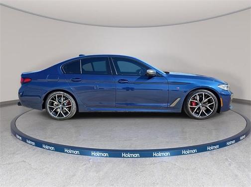 2022 BMW M550 i xDrive