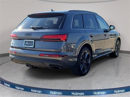 2025 Audi Q7 55 Premium Plus