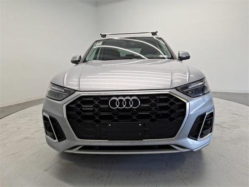 2025 Audi Q5 Premium 55 TFSI e S line quattro S tronic