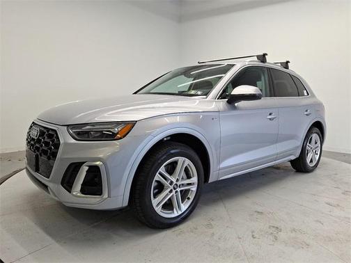 2025 Audi Q5 Premium 55 TFSI e S line quattro S tronic