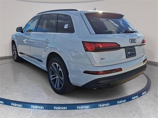 2026 Audi Q7 45 Premium