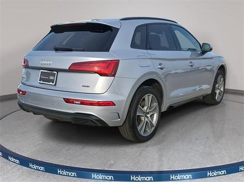 2025 Audi Q5 45 S line quattro Premium