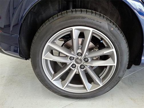 2025 Audi Q3 45 S line Premium