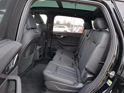 2026 Audi Q7 55 Premium Plus