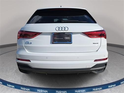 2024 Audi Q3 45 S line Premium