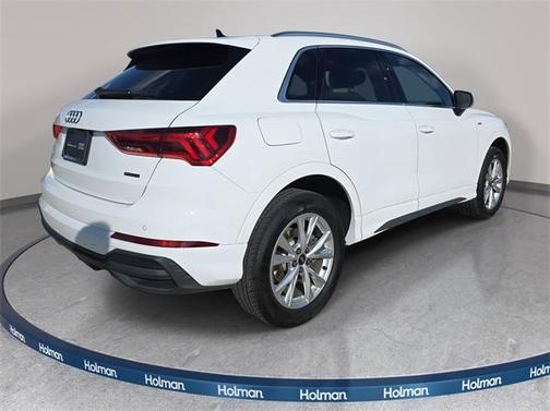 2024 Audi Q3 45 S line Premium