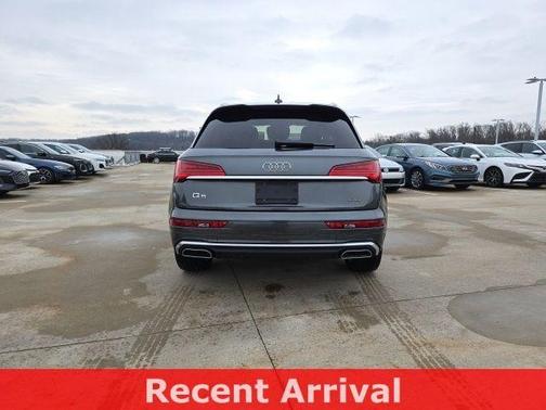 2022 Audi Q5 45 S line quattro Premium