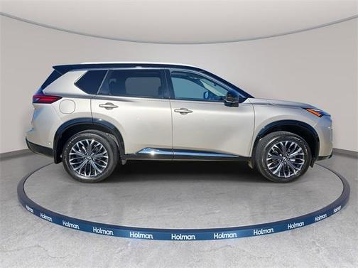 2024 Nissan Rogue Platinum