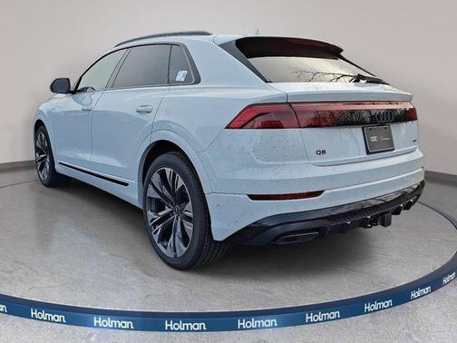 2026 Audi Q8 55 Premium