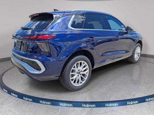 Navarra Blue Metallic 2026 Audi Q3 S line