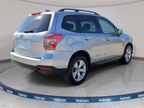 Ice Silver Metallic 2016 Subaru Forester 2.5i Premium