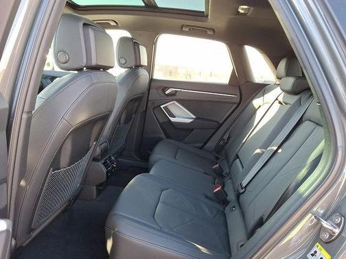 2025 Audi Q3 45 S line Premium