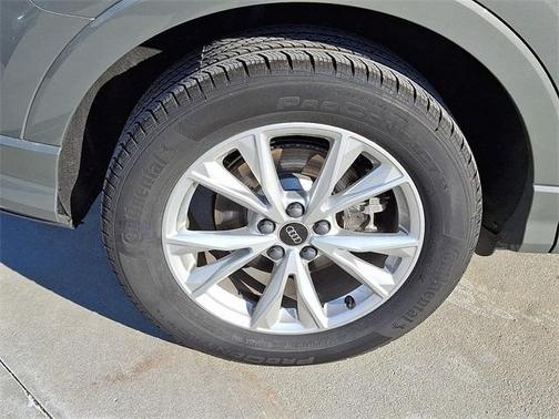 2025 Audi Q3 45 S line Premium