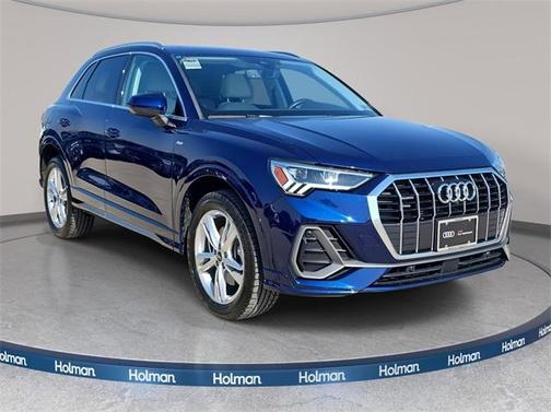 2024 Audi Q3 45 S line Premium