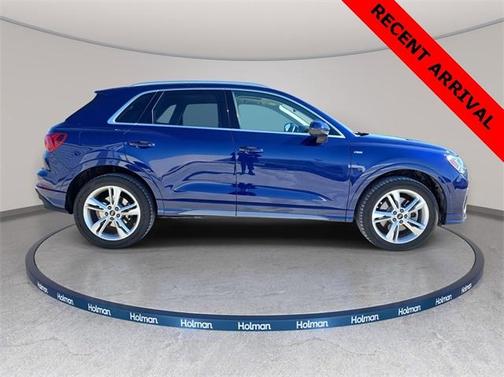 2024 Audi Q3 45 S line Premium