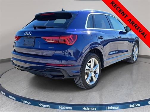 2024 Audi Q3 45 S line Premium