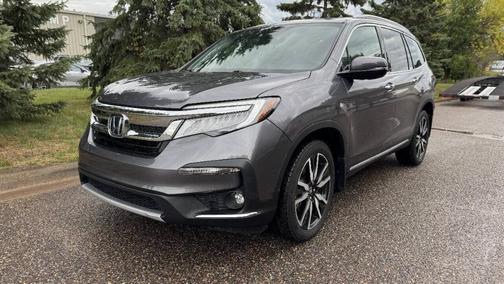 Modern Steel Metallic 2020 Honda Pilot Elite