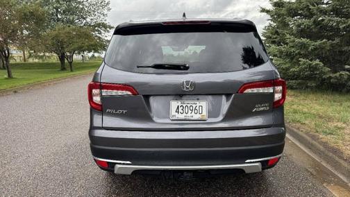 Modern Steel Metallic 2020 Honda Pilot Elite