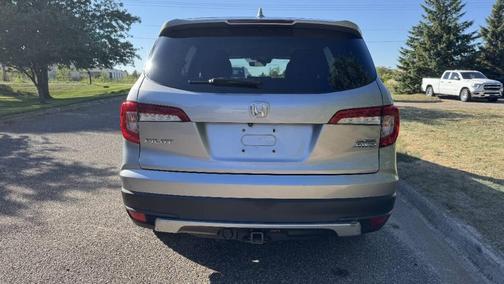 Lunar Silver Metallic 2019 Honda Pilot EX-L