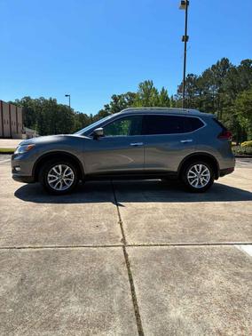 Gun Metallic 2018 Nissan Rogue SV