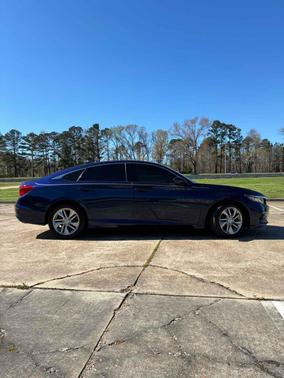 Obsidian Blue Pearl 2018 Honda Accord LX