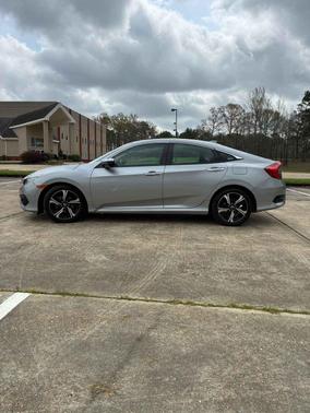 2016 Honda Civic Touring