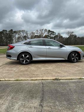 2016 Honda Civic Touring