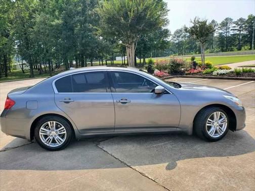 2011 INFINITI G37 Journey