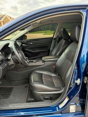 Deep Blue Pearl Metallic 2020 Nissan Altima 2.5 SR