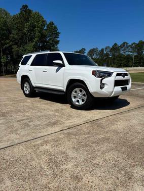 Super White 2016 Toyota 4Runner SR5 Premium