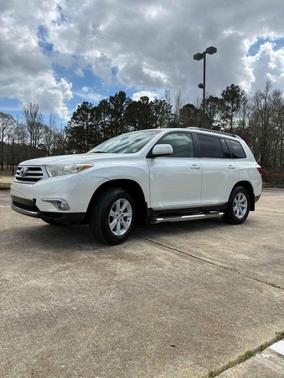 Blizzard Pearl 2012 Toyota Highlander SE
