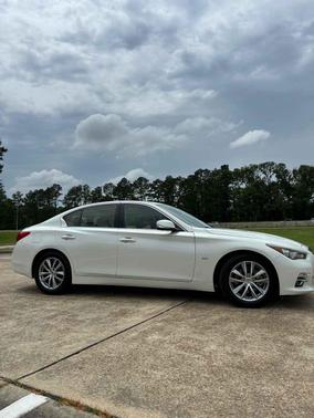 Majestic White 2016 INFINITI Q50 3.0T Premium
