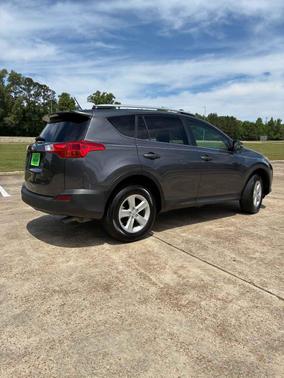 Magnetic Gray Metallic 2014 Toyota RAV4 XLE