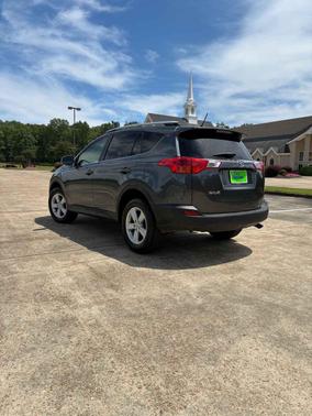Magnetic Gray Metallic 2014 Toyota RAV4 XLE