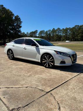 2020 Nissan Altima 2.5 SR