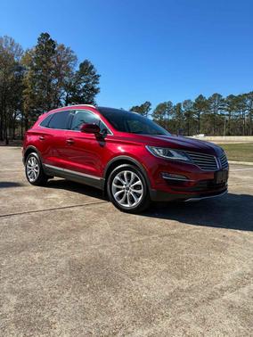2015 Lincoln MKC Base