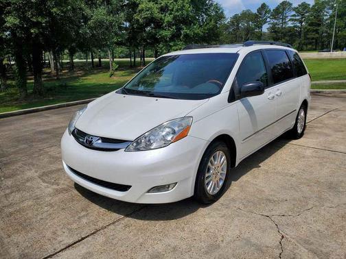2010 Toyota Sienna XLE Limited