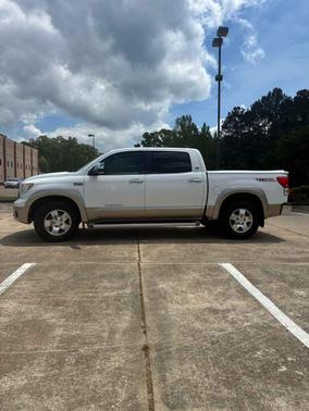 Super White 2011 Toyota Tundra Limited