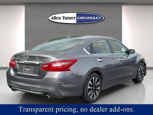 Gun Metallic 2018 Nissan Altima 2.5 SV