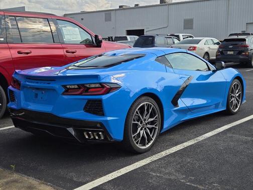 Rapid Blue 2025 Chevrolet Corvette Stingray w/2LT