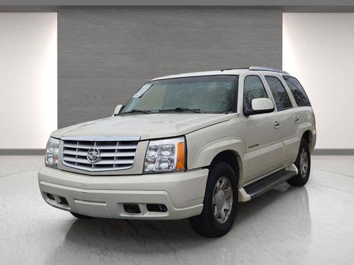 2002 Cadillac Escalade Base