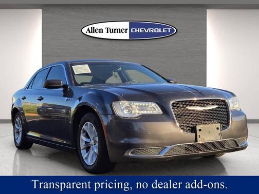 2015 Chrysler 300 Limited