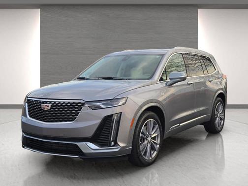 2025 Cadillac XT6 Premium Luxury FWD