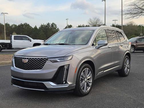 2025 Cadillac XT6 Premium Luxury FWD