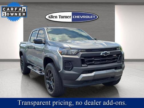 Sterling Gray Metallic 2023 Chevrolet Colorado Trail Boss