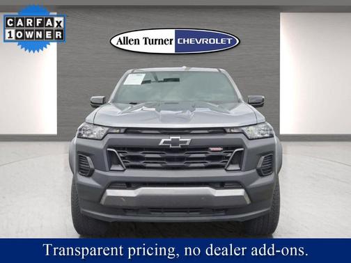Sterling Gray Metallic 2023 Chevrolet Colorado Trail Boss
