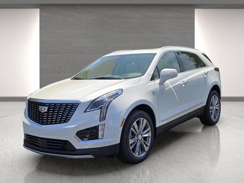 Crystal White Tri-Coat 2026 Cadillac XT5 Premium Luxury