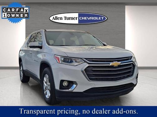 2018 Chevrolet Traverse LT Cloth