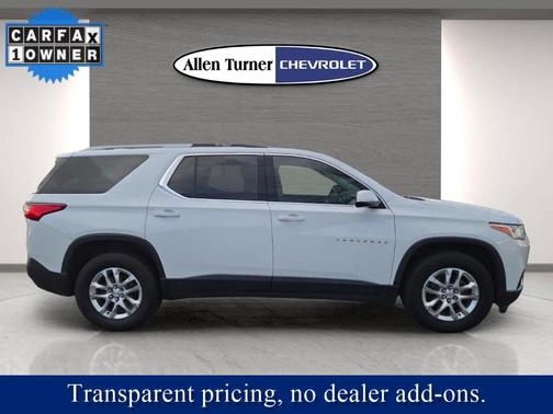 2018 Chevrolet Traverse LT Cloth